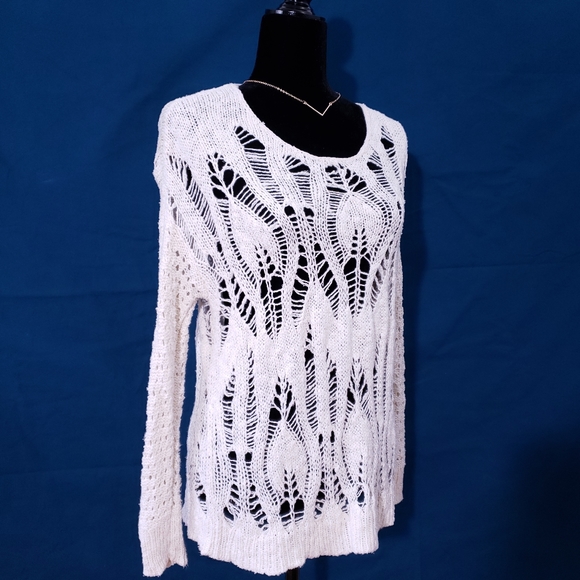AE Outfitters Boho Cream Sweater Leaf Design